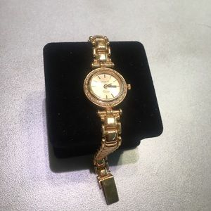 Geneve quartz 18k gold